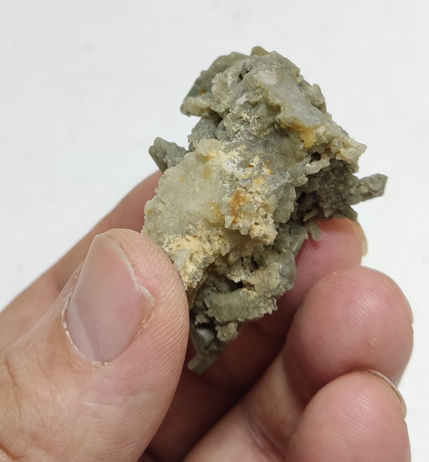 A very Aesthetic Natural beautifully terminated Chlorite Quartz cluster 33 grams