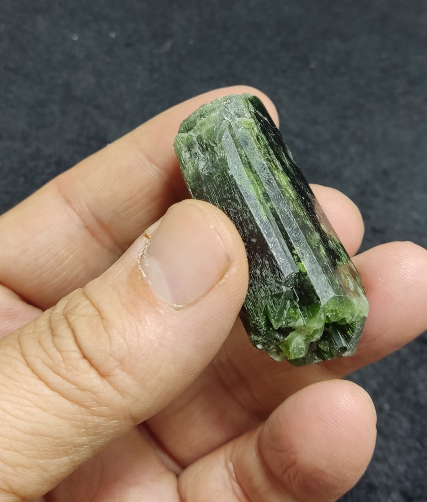 An amazing specimen of diopside crystal 48 grams