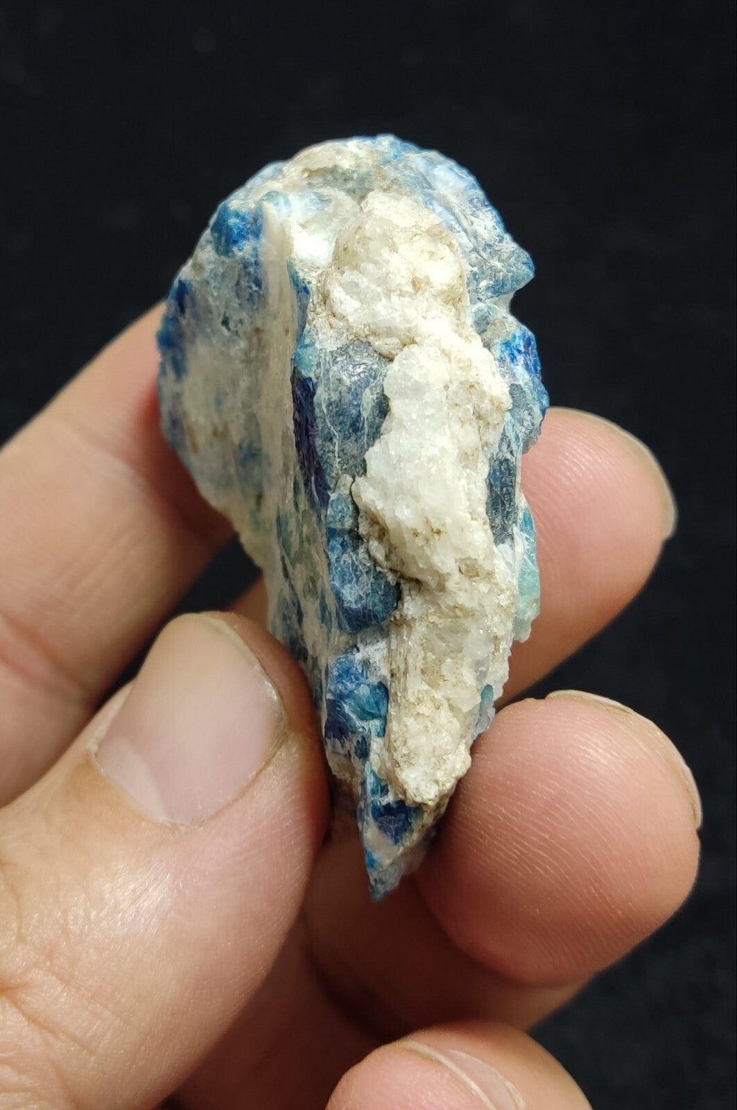 An Aesthetic specimen of fluorescent Lazurite 38 grams