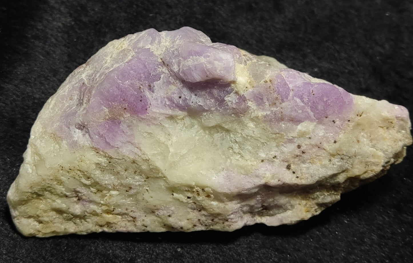 An amazing specimen of fluorescent rough hackmanite chunk 237 grams