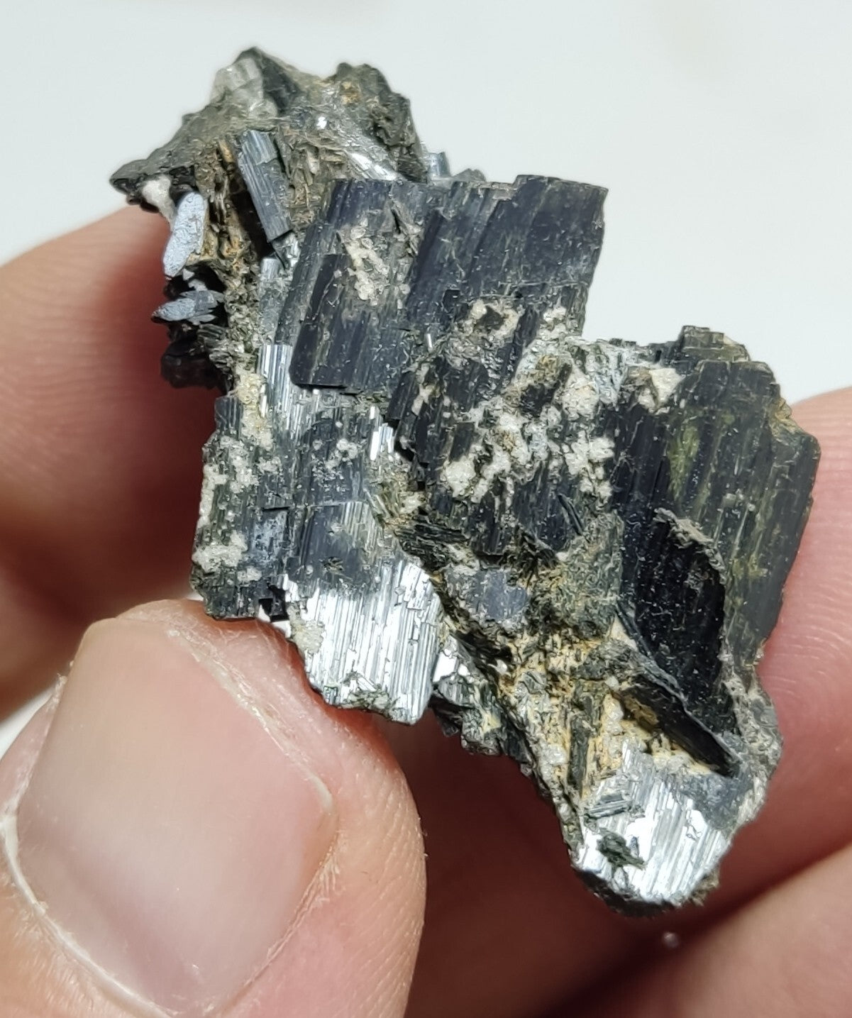 An aesthetic specimen of terminated aegirine crystal cluster 12 grams