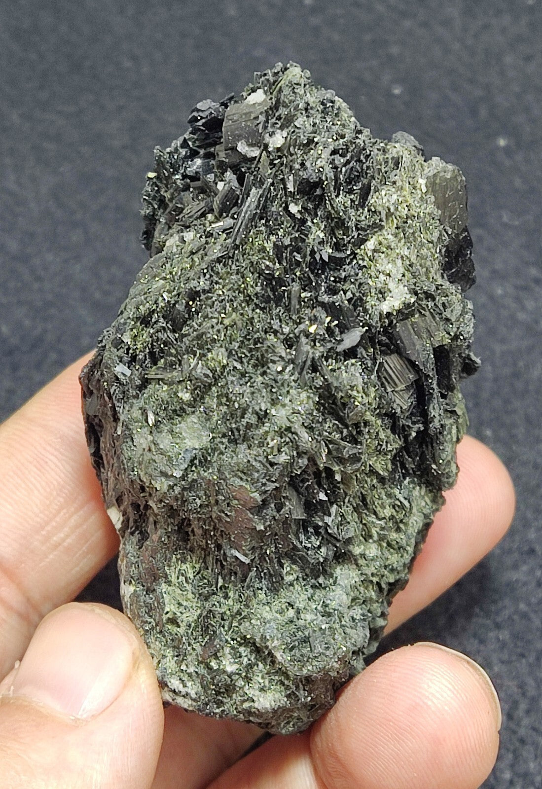 An aesthetic specimen of terminated aegirine crystal cluster 154 grams