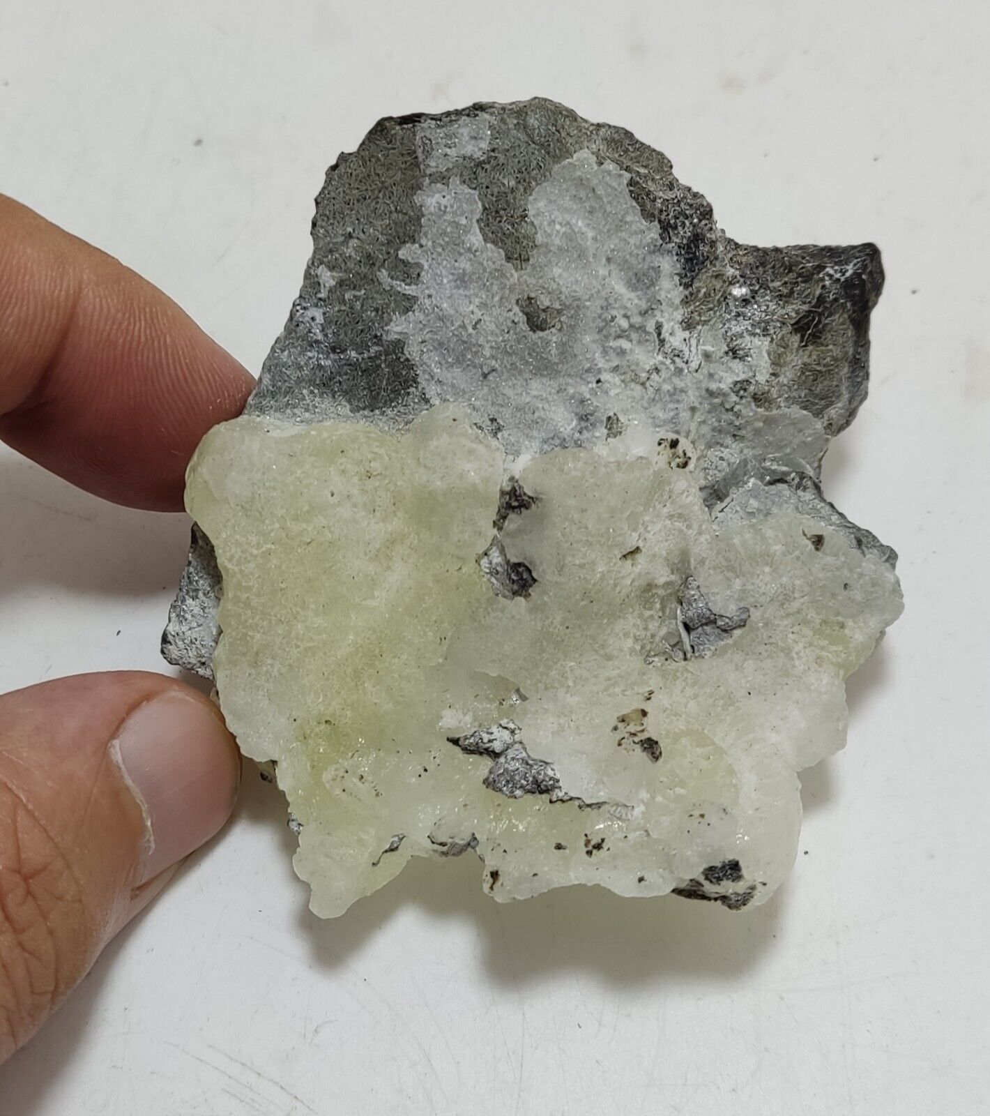 An Aesthetic Natural specimen of brucite with chromite 109 grams