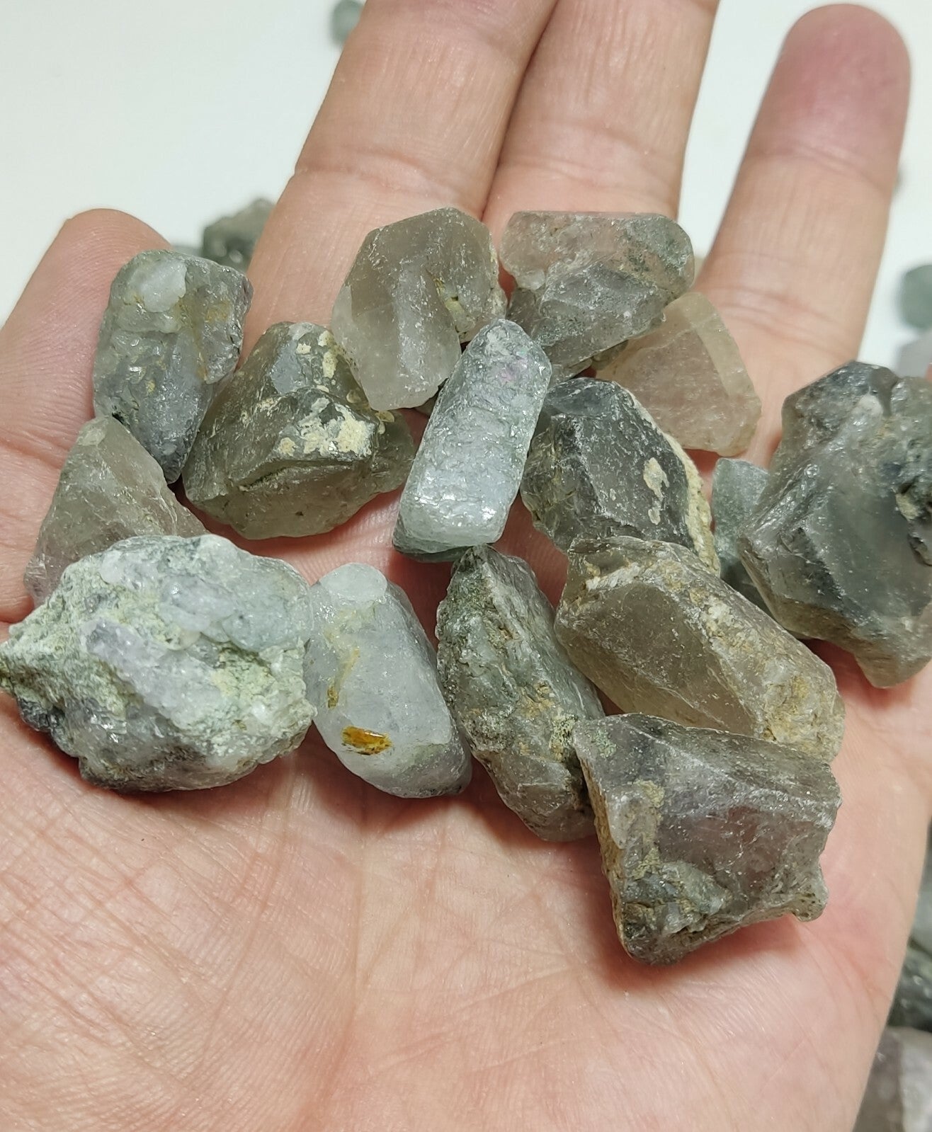 1000 grams Natural apatite