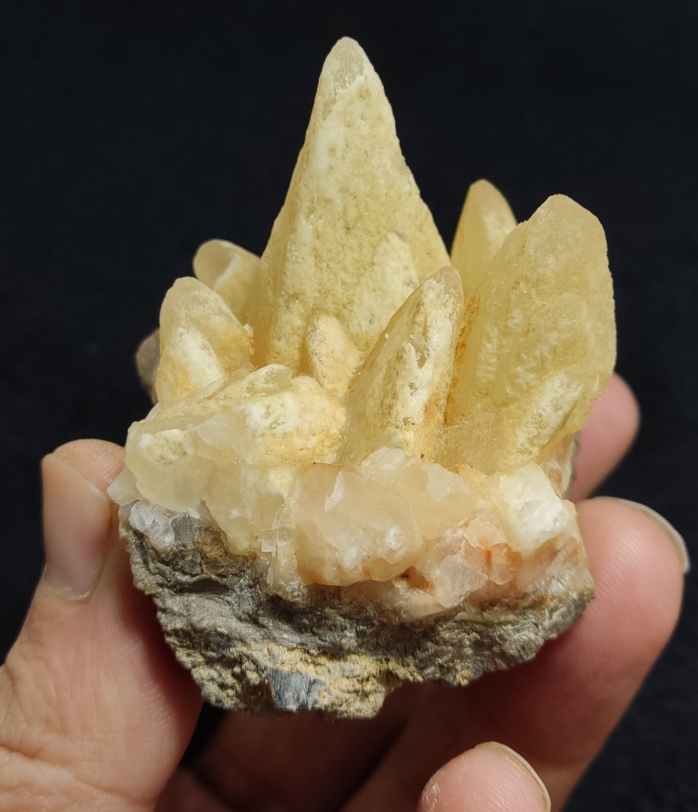 An Aesthetic Naturally terminated specimen of dogtooth calcite 188 grams