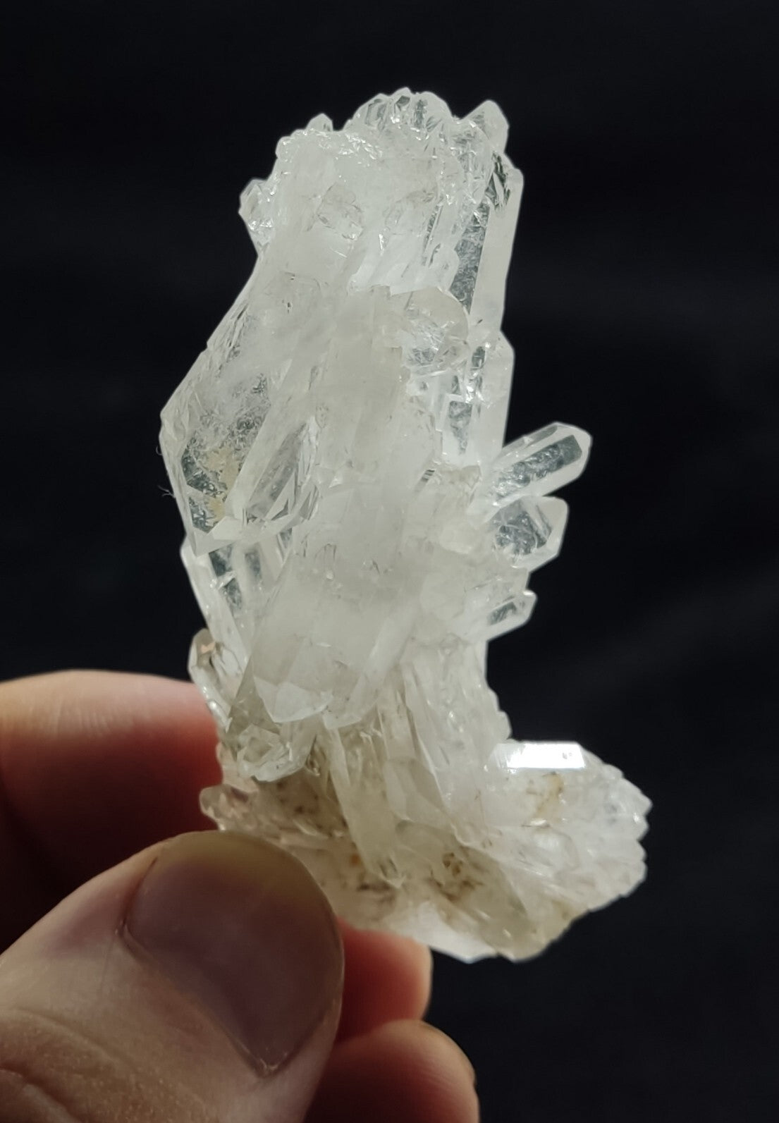 An Aesthetic Natural beautifully terminated Clear Quartz specimen 40 grams