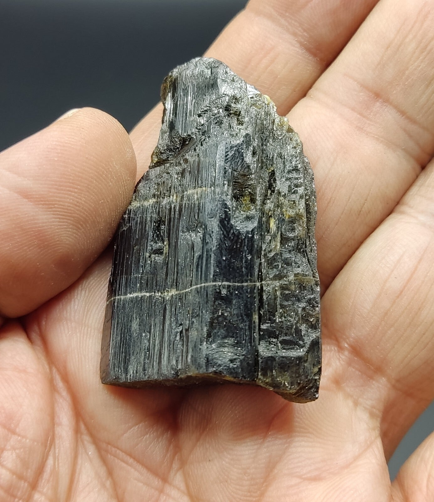 An aesthetic specimen of epidote crystal 38 grams