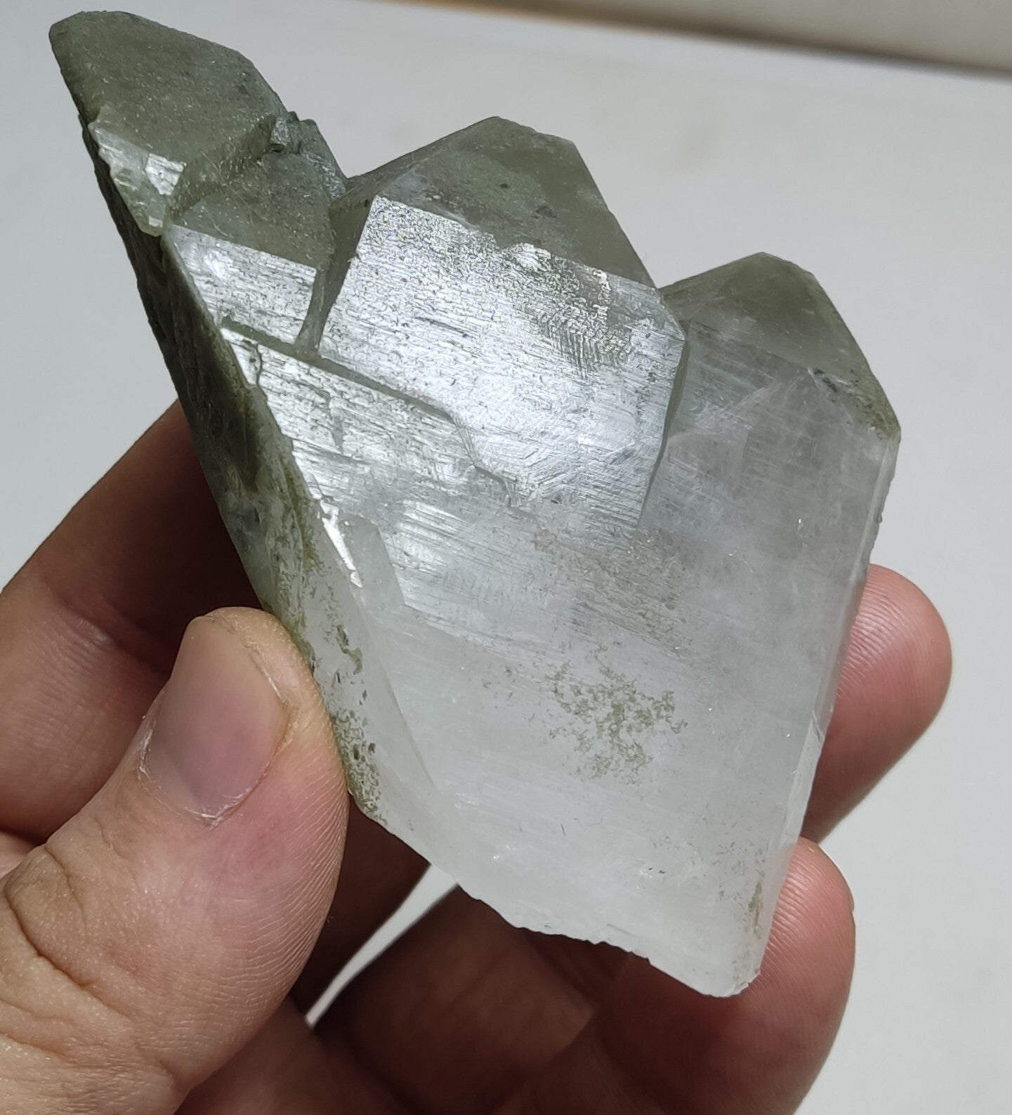 An Aesthetic Natural terminated quartz with Chlorite inclusions 155 grams