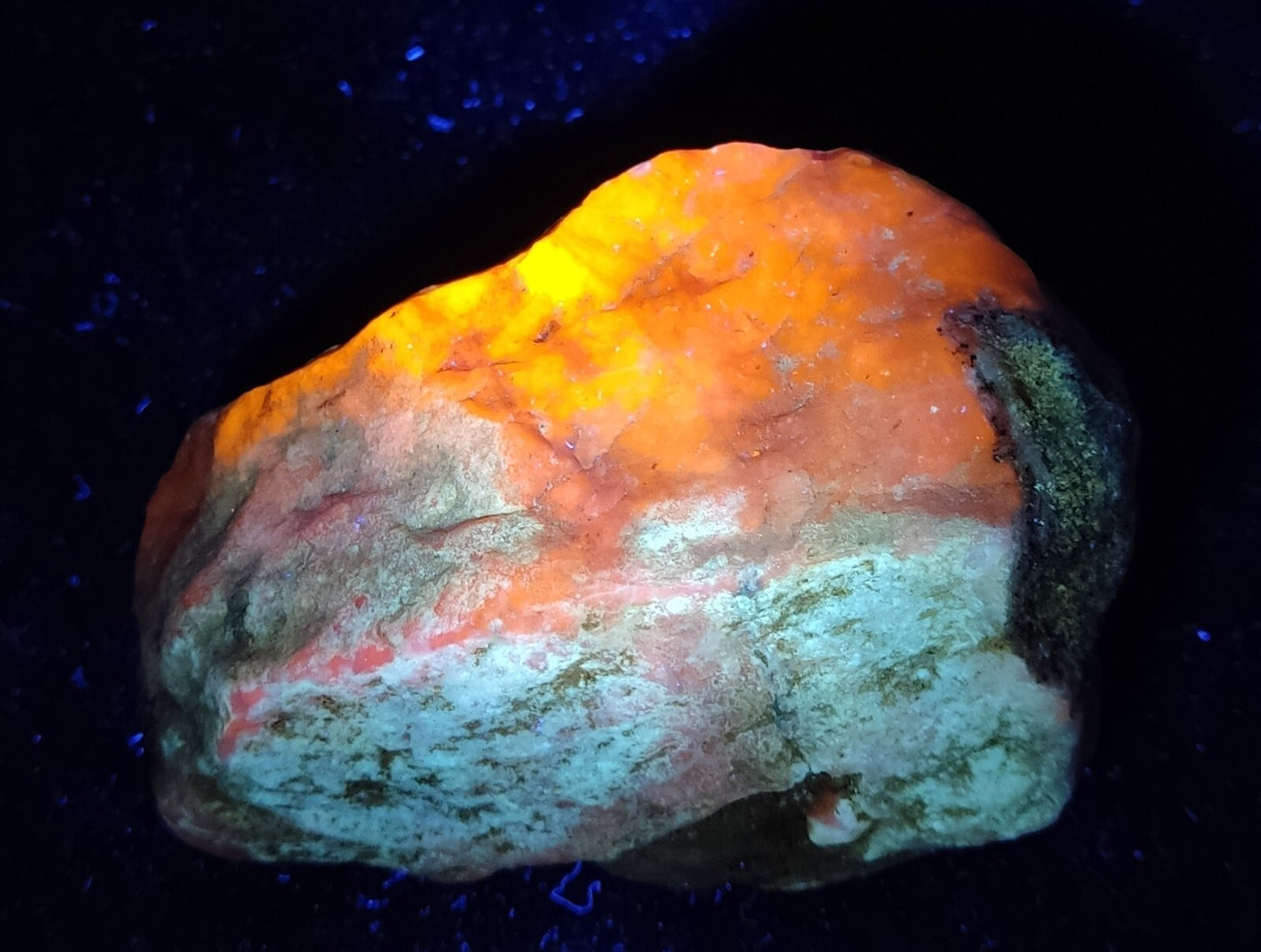 An Aesthetic Natural fluorescent rough Hackmanite specimen 199 grams