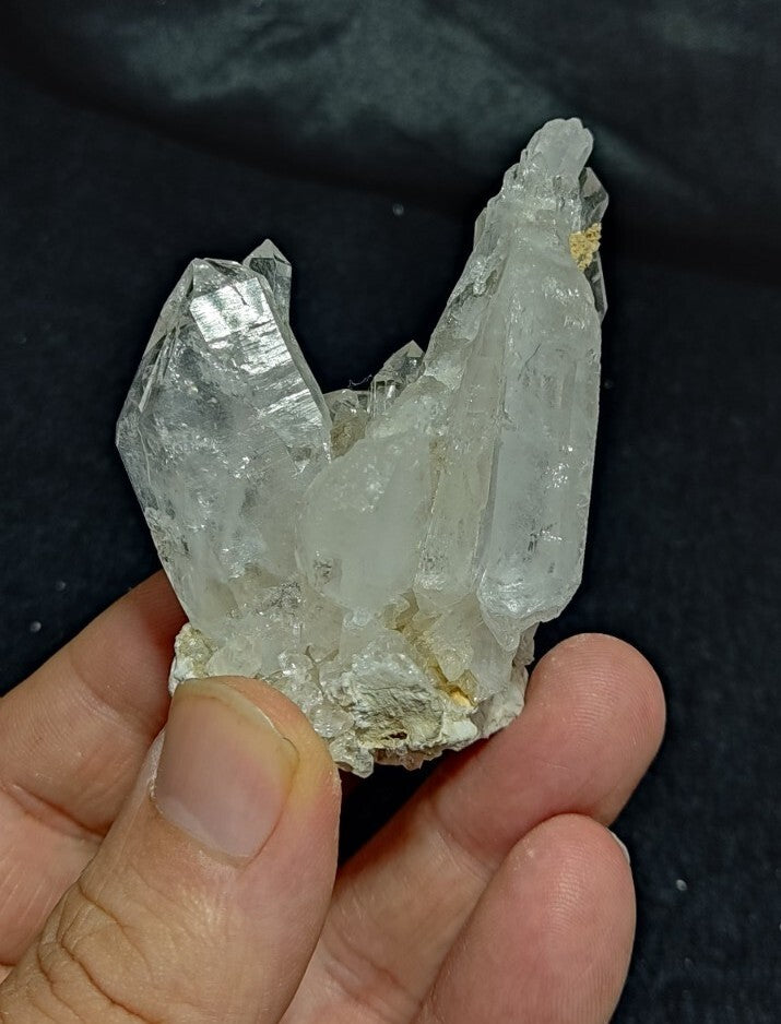 Faden quartz specimen 90 grams