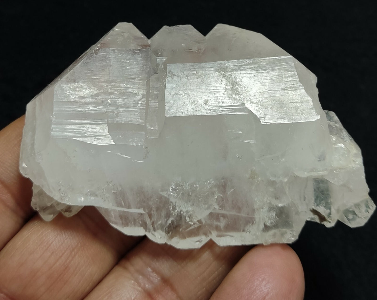 An aesthetic specimen of terminated faden Quartz crystals cluster 102 grams