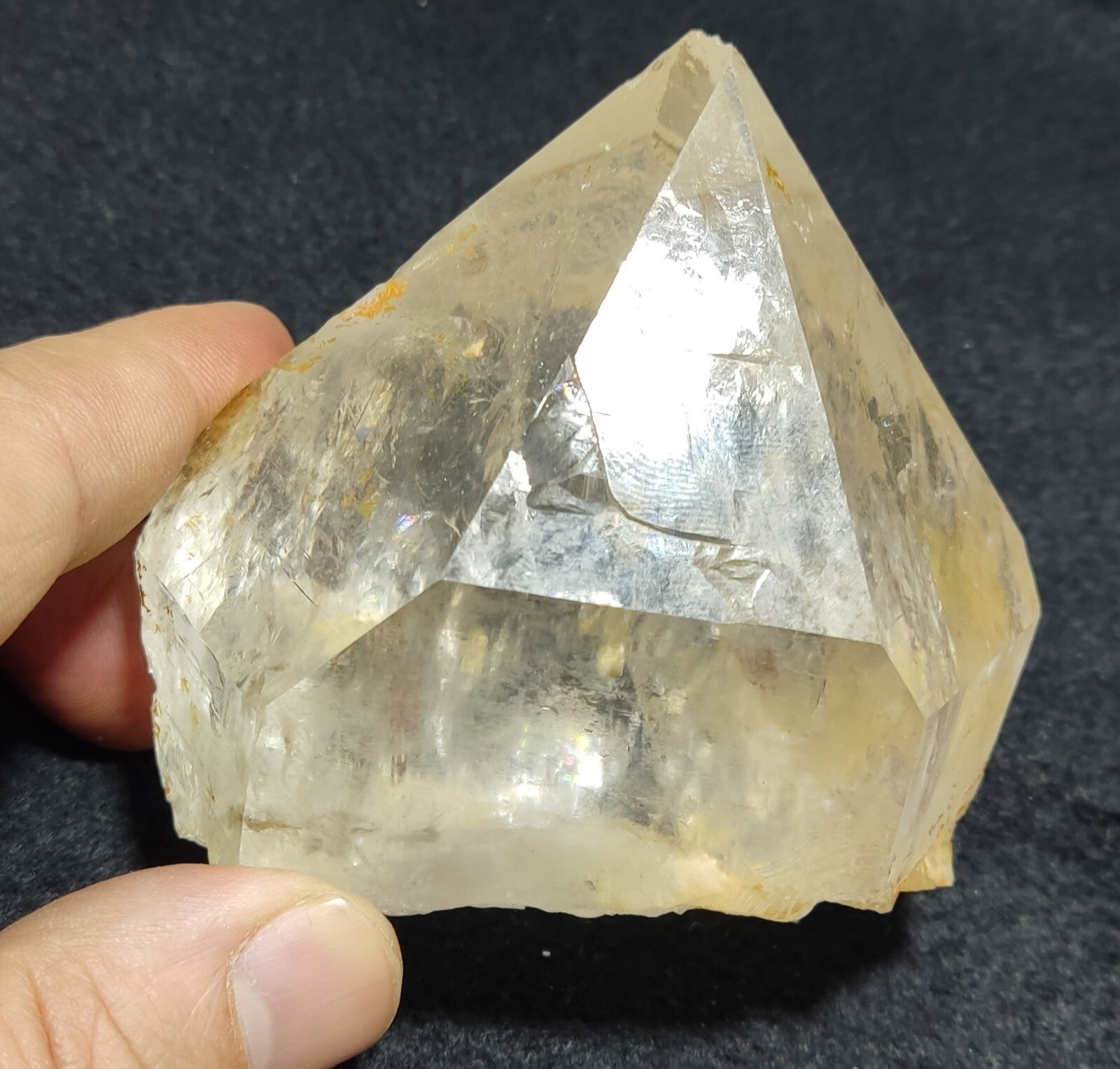 An Aesthetic terminated specimen of Quartz crystal 387 grams