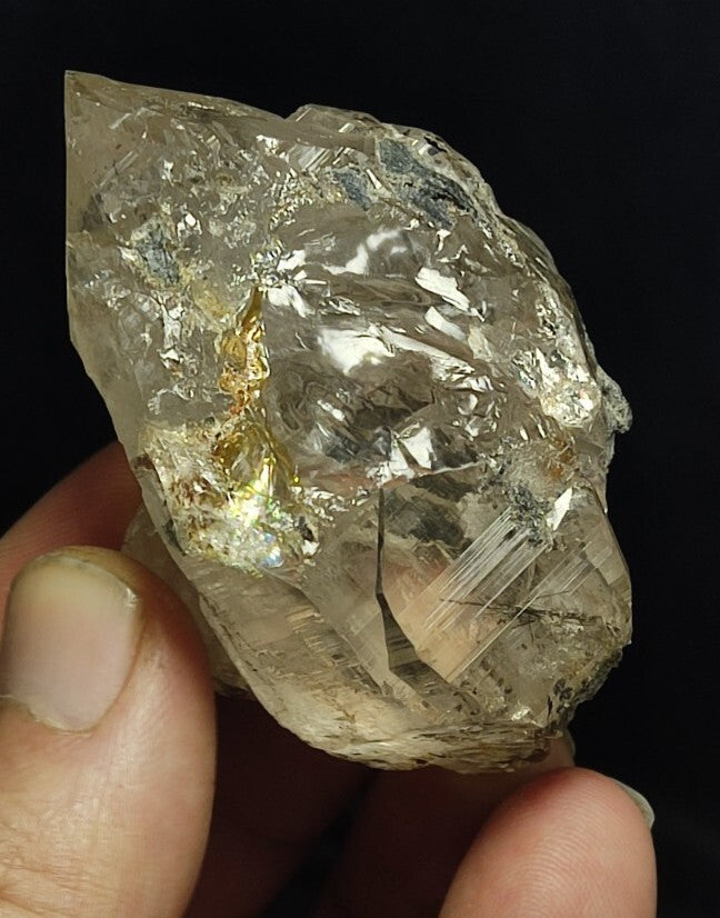Natural Double terminated Quartz with Rutiles Saginite 99 grams