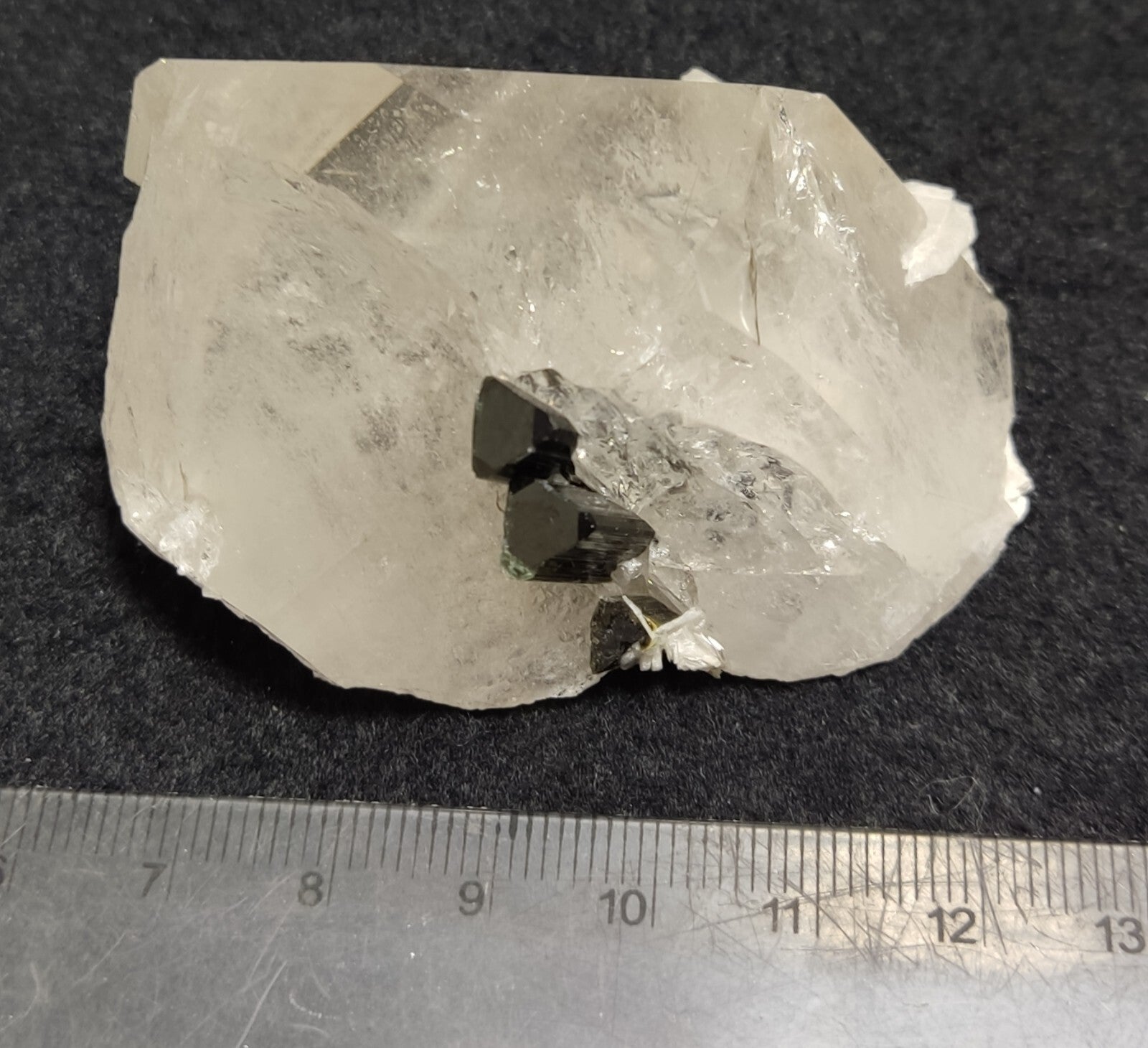 An amazing specimen of green cap Tourmalines on quartz 106 grams