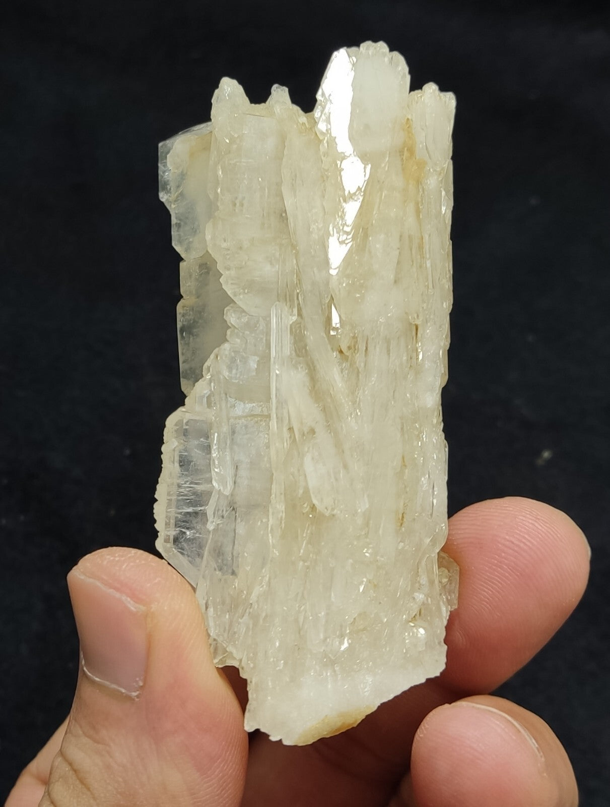 An Aesthetic terminated faden Quartz specimen 102 grams