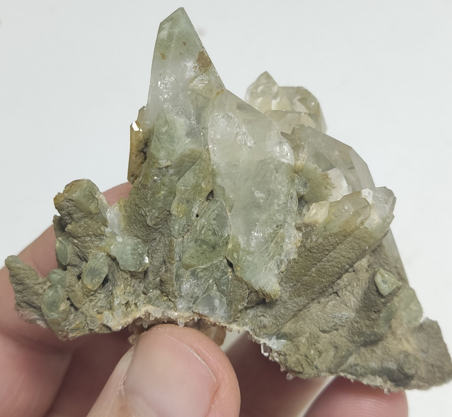 An Aesthetic Natural beautifully terminated Chlorite Quartz cluster 100 grams