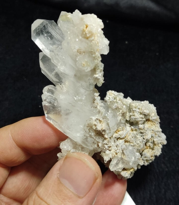 Natural quartz Cluster specimen 144 grams