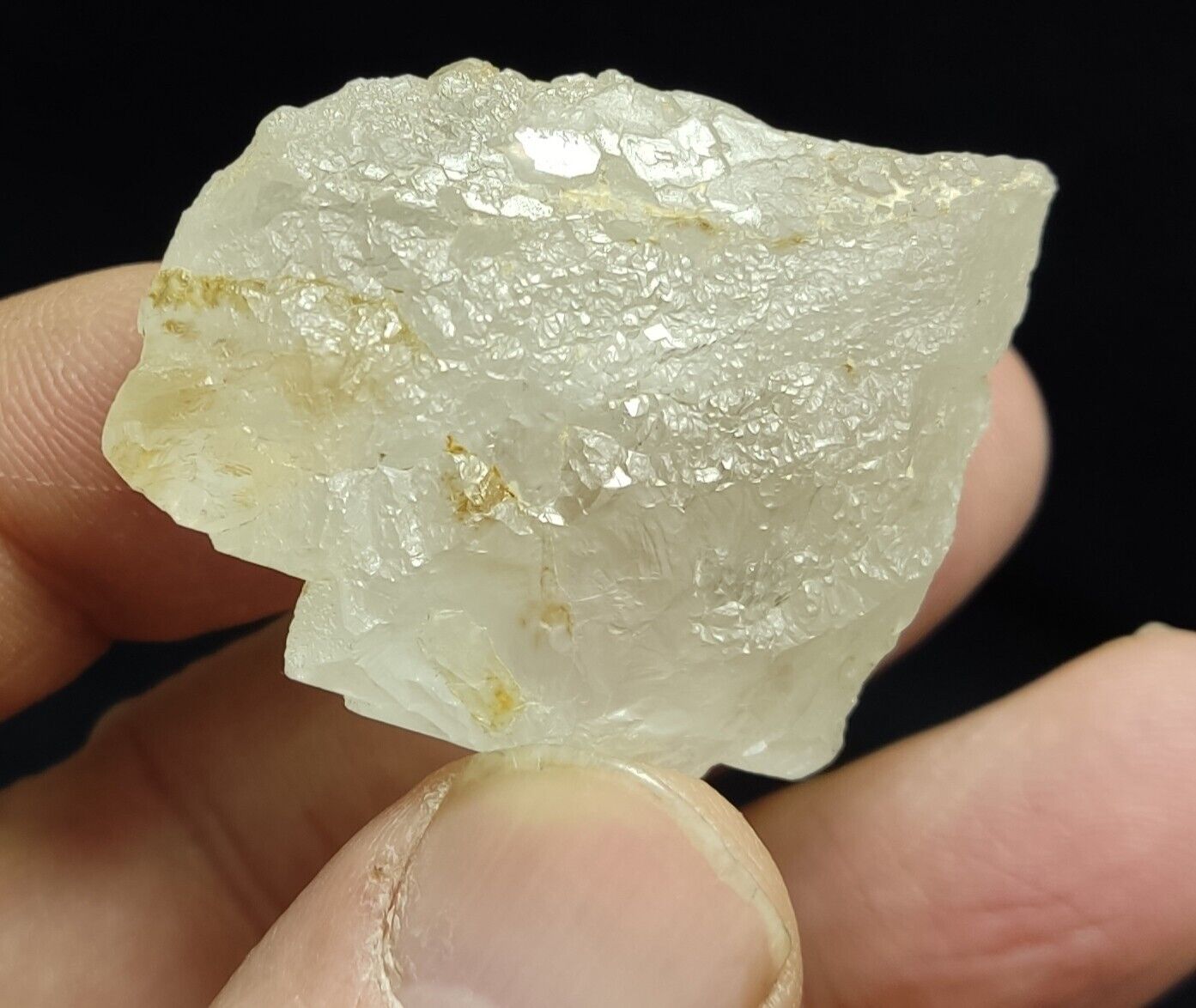 A very Aesthetic Natural terminated gwindel like Quartz crystal 38 grams
