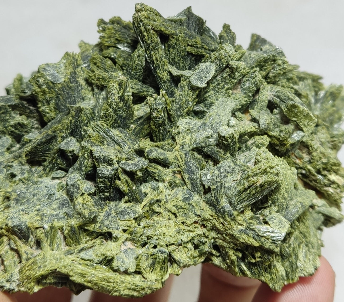 An aesthetic specimen of epidote Cluster  345 grams