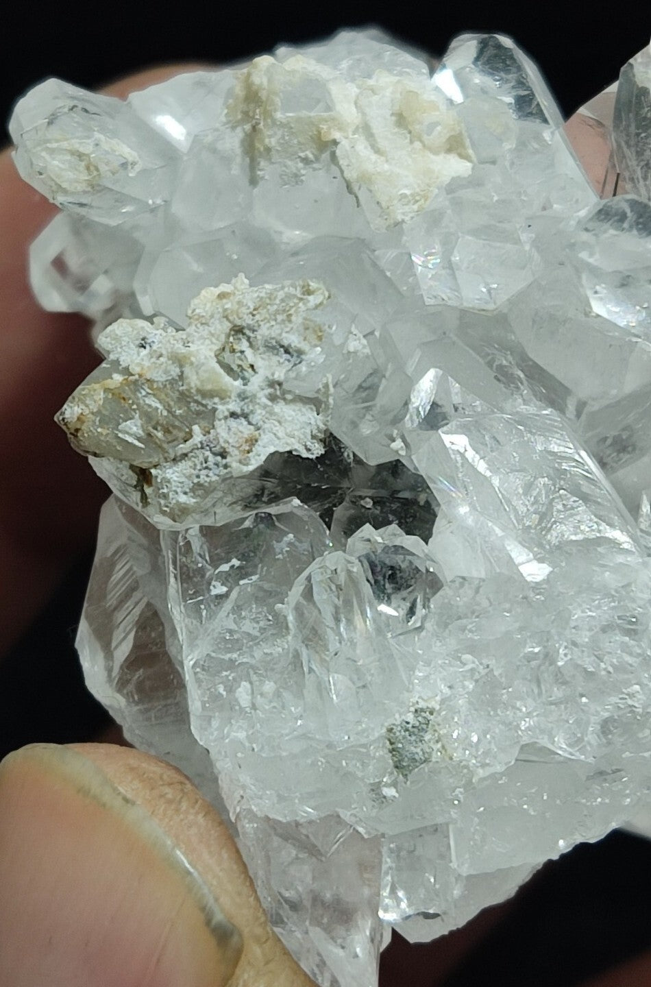 An Aesthetic Natural beautifully terminated Quartz cluster 54 grams