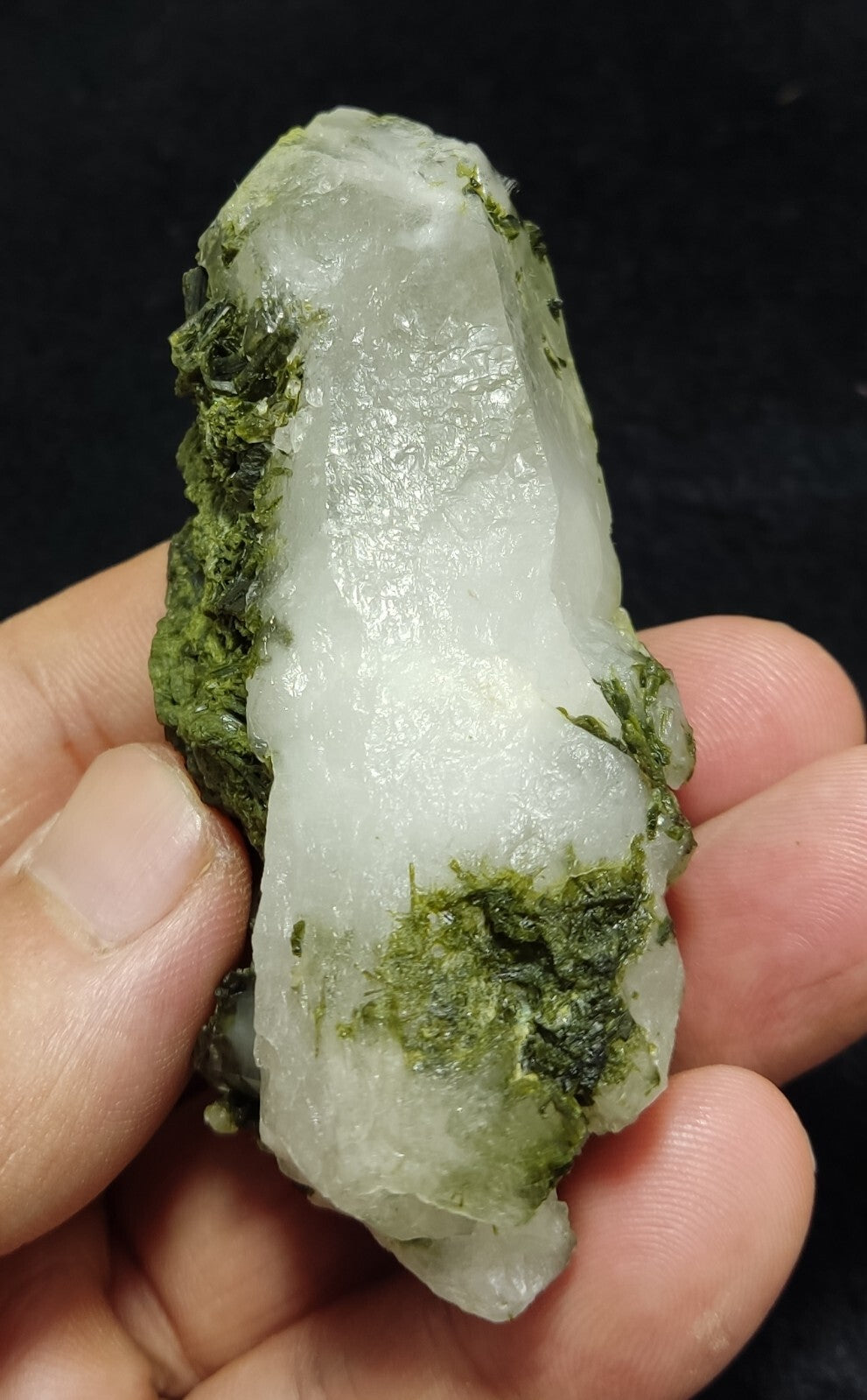 An Aesthetic terminated epidote Quartz specimen 111 grams