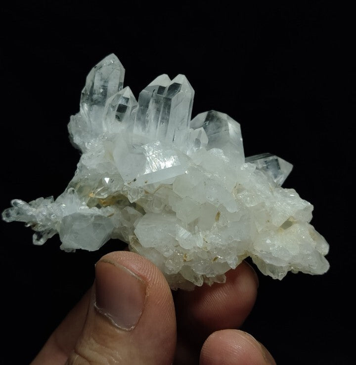 Natural terminated Quartz cluster 90 grams