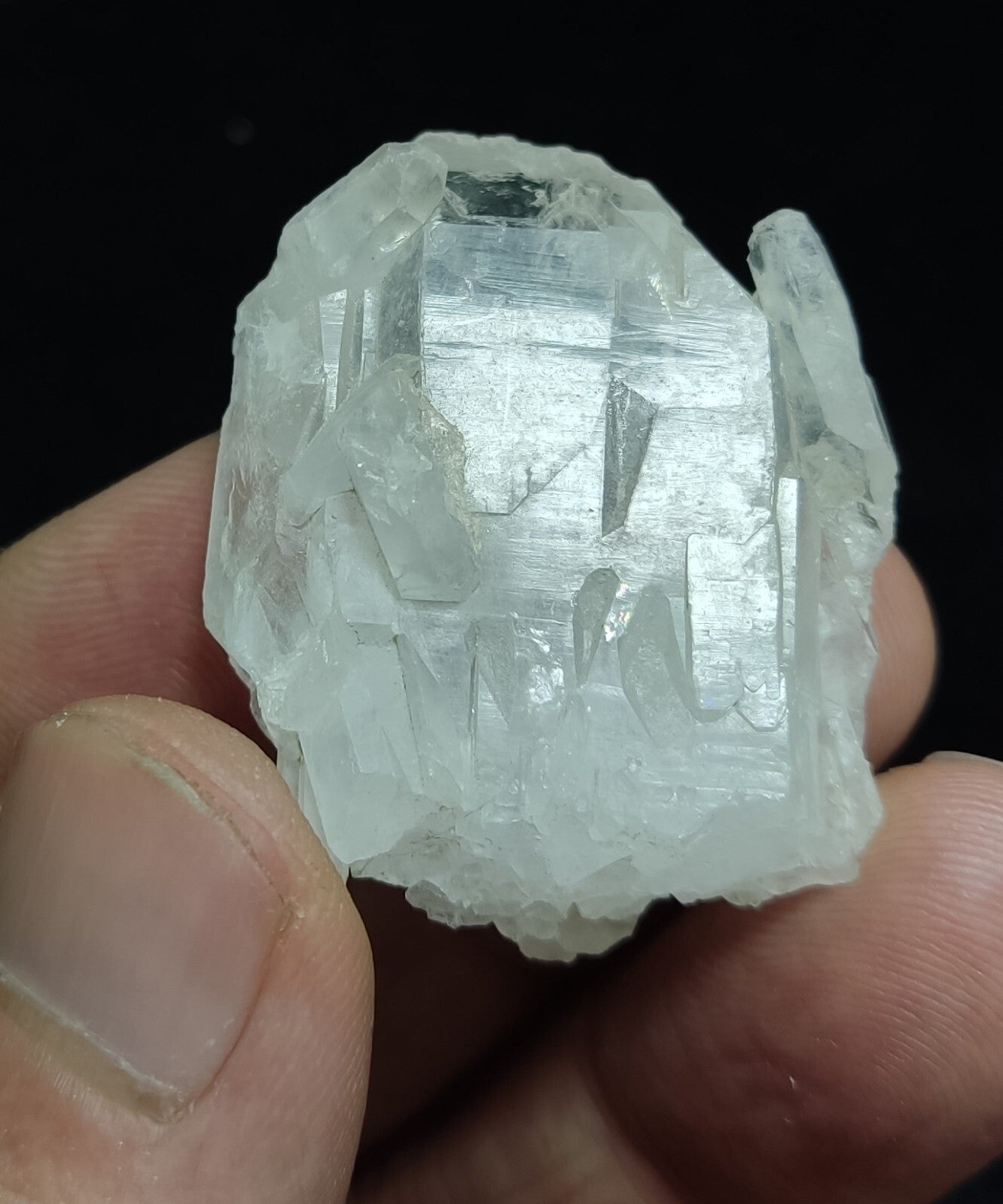 An Aesthetic specimen of faden quartz 20 grams