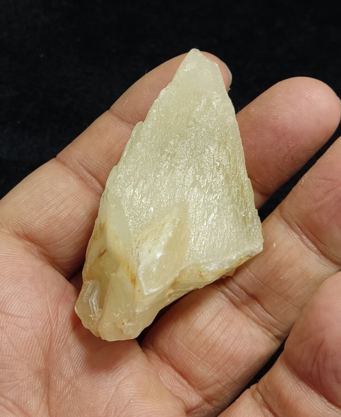 A very Aesthetic Natural beautifully terminated Calcite crystal 75 grams