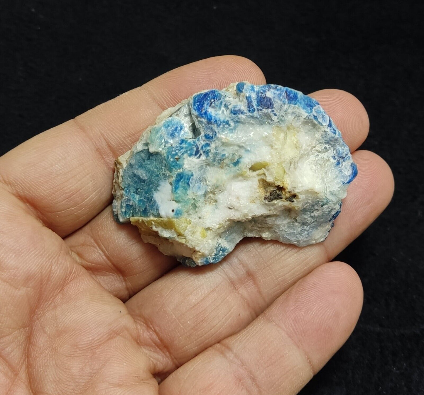 An Aesthetic specimen of fluorescent Lazurite 38 grams