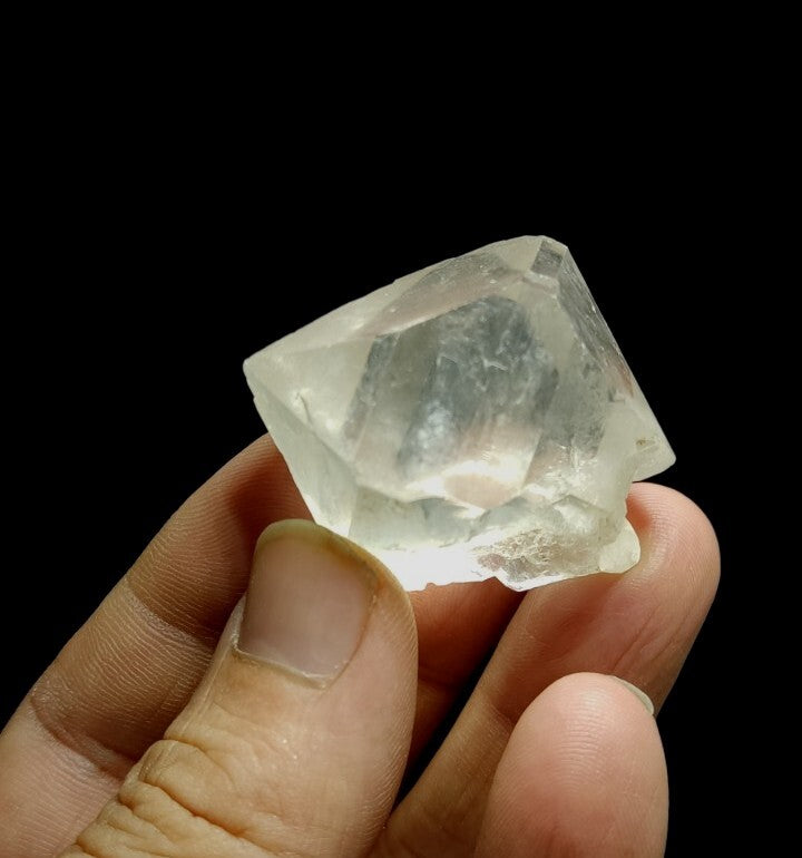Double Terminated Transparent Natural Quartz Crystal 41 grams