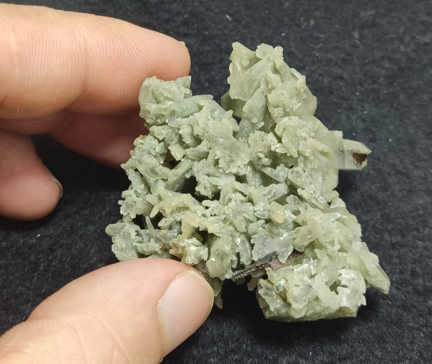 An Aesthetic specimen of chlorite Quartz cluster with brookite 62 grams