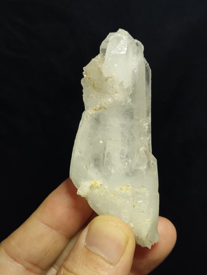 Faden Quartz crystal Double Terminated 78 grams