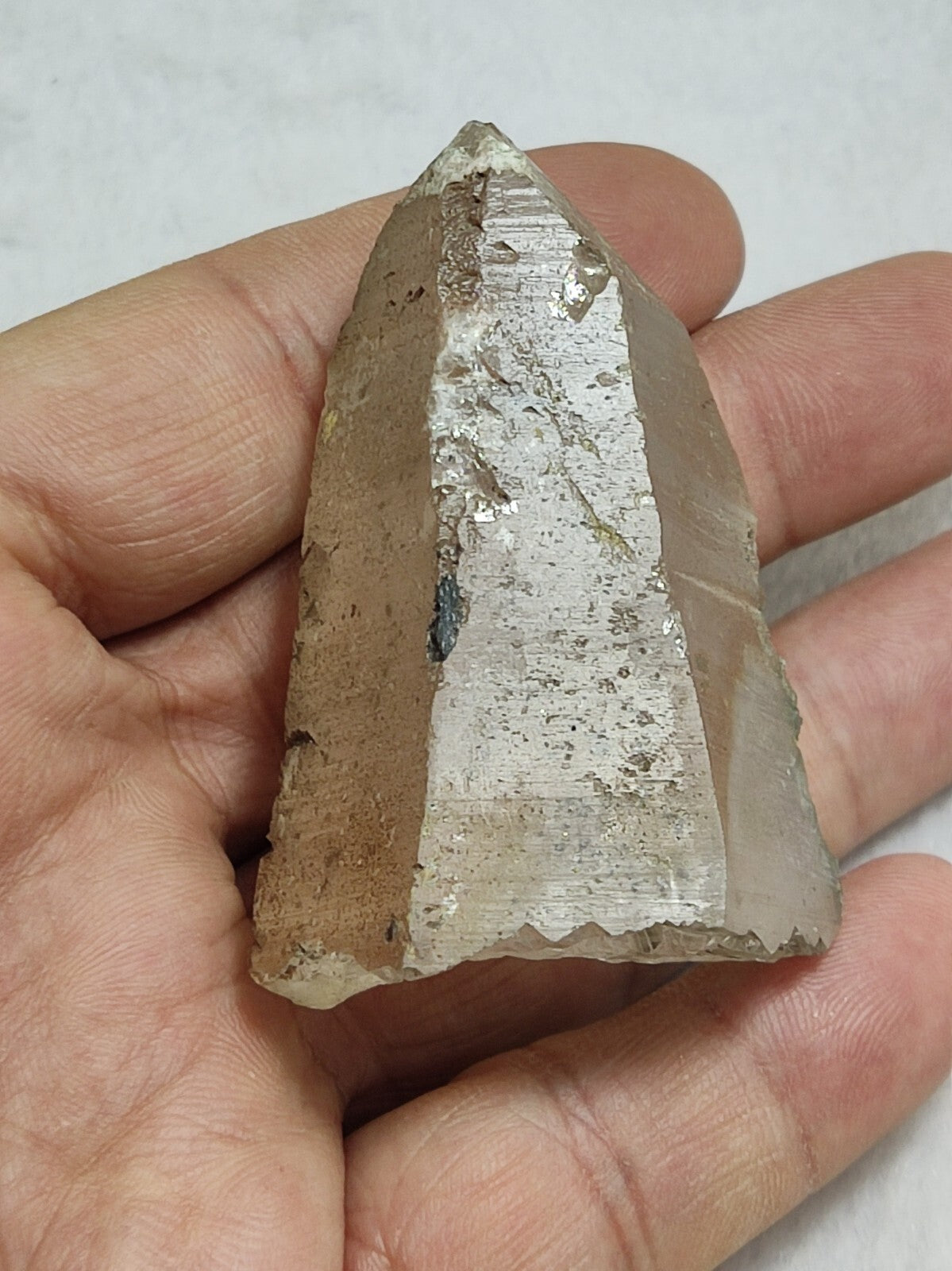 An Aesthetic Natural terminated quartz crystal 100 grams