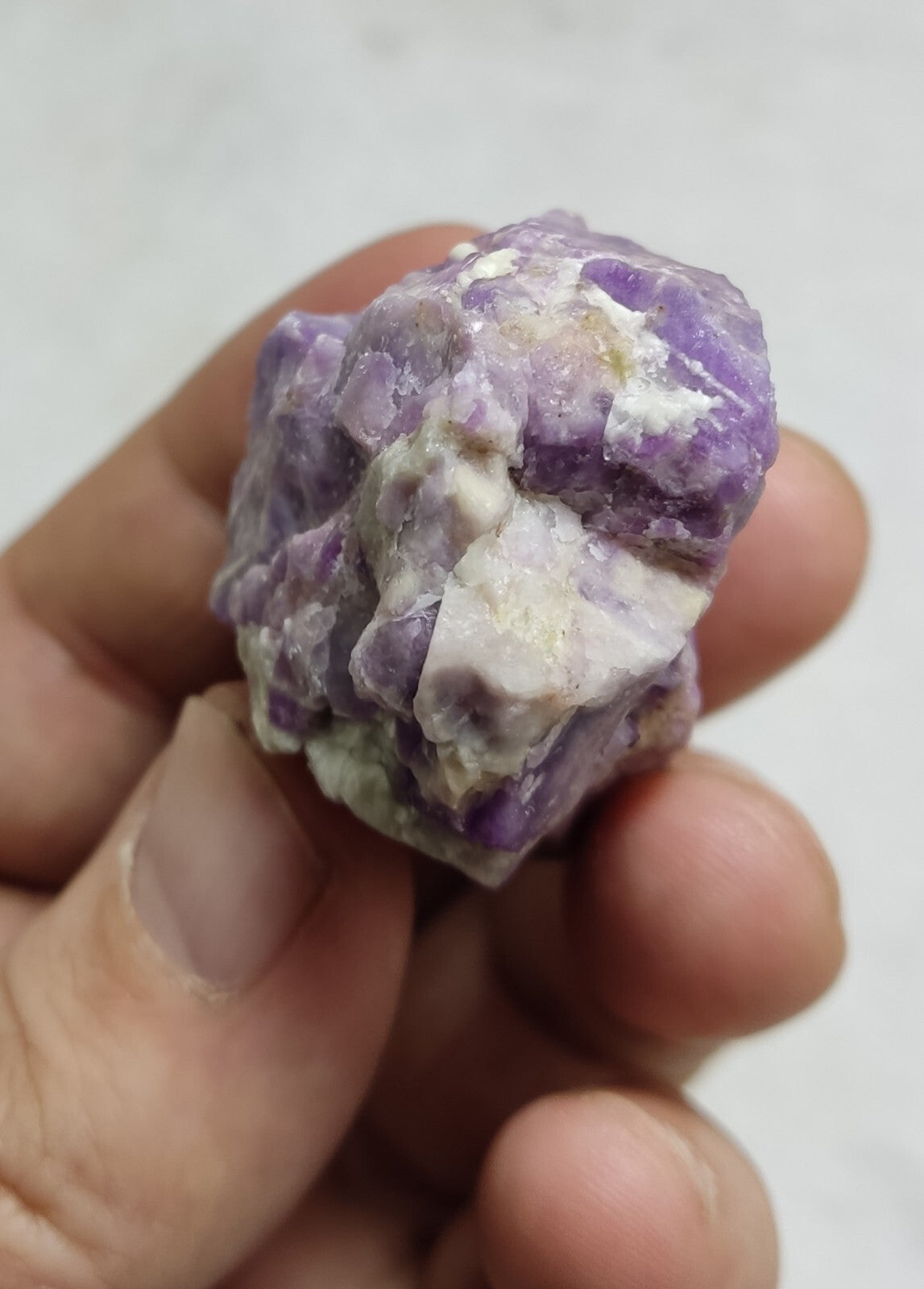 An amazing specimen of fluorescent rough hackmanite chunk 51 grams