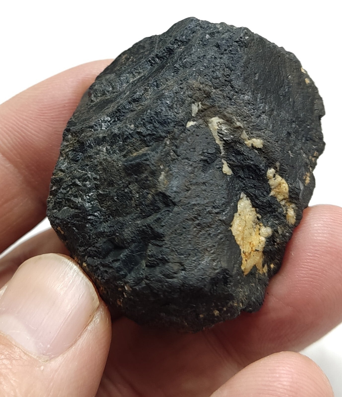 An Aesthetic specimen of hematite crystal 83 grams