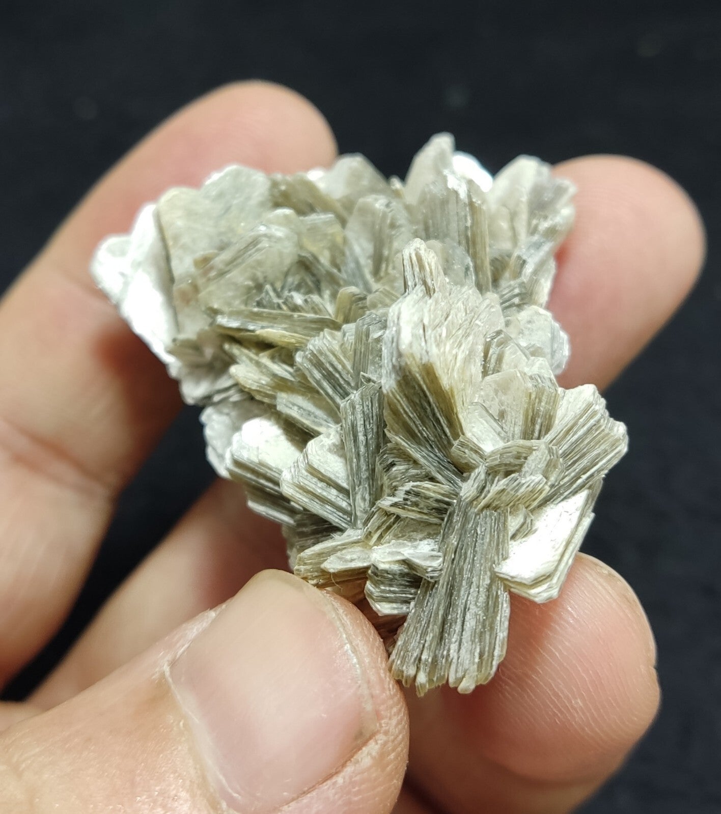 An Aesthetic specimen of muscovite cluster 30 grams