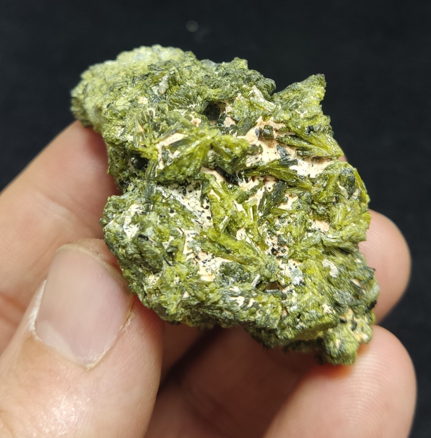 An Aesthetic specimen of epidote cluster 55 grams