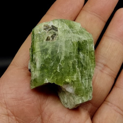 Green Diopside crystal With Mica 87 grams