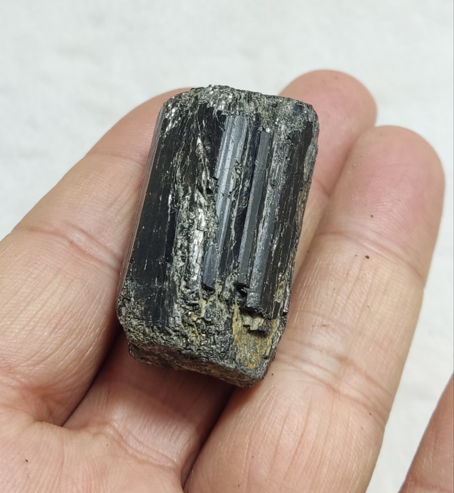 An amazing specimen of terminated black tourmaline 46 grams