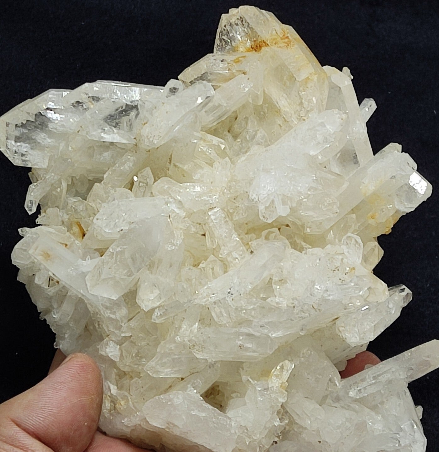 An Aesthetic terminated specimen of Quartz cluster 620 grams