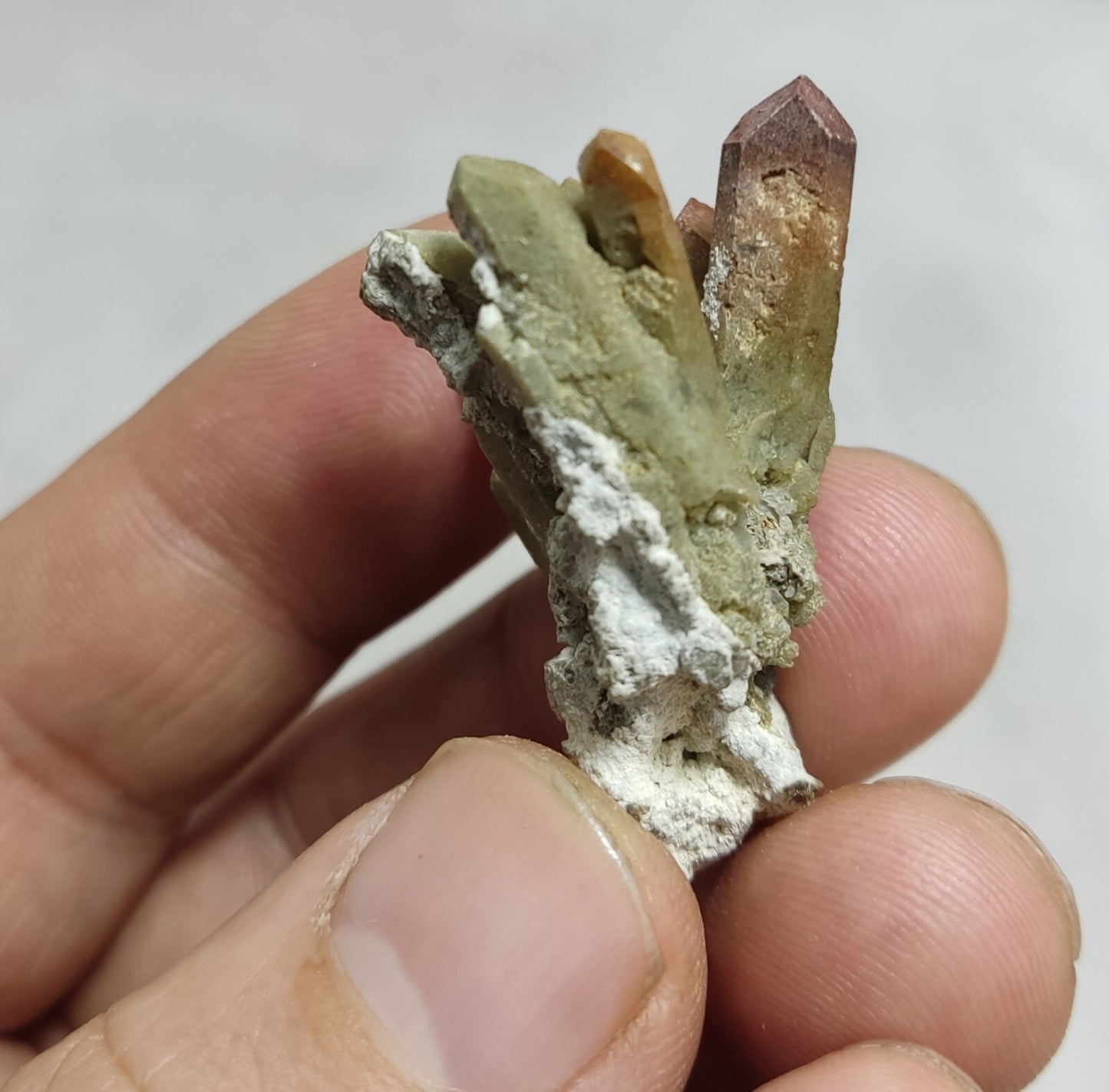 An Aesthetic terminated chlorite Quartz specimen with brookite 11 grams