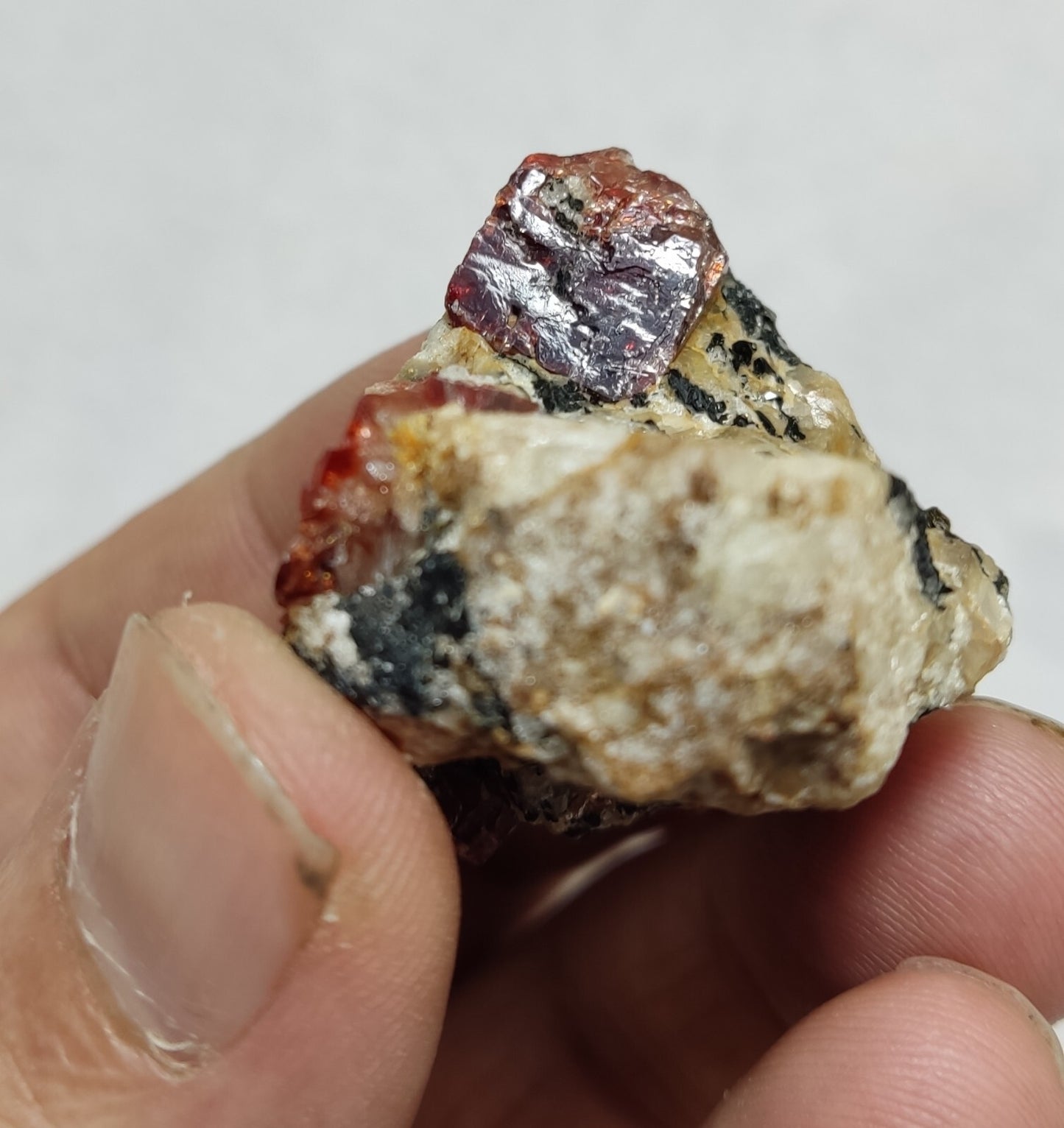 An Aesthetic specimen of zircon crytsals with biotite 38 grams