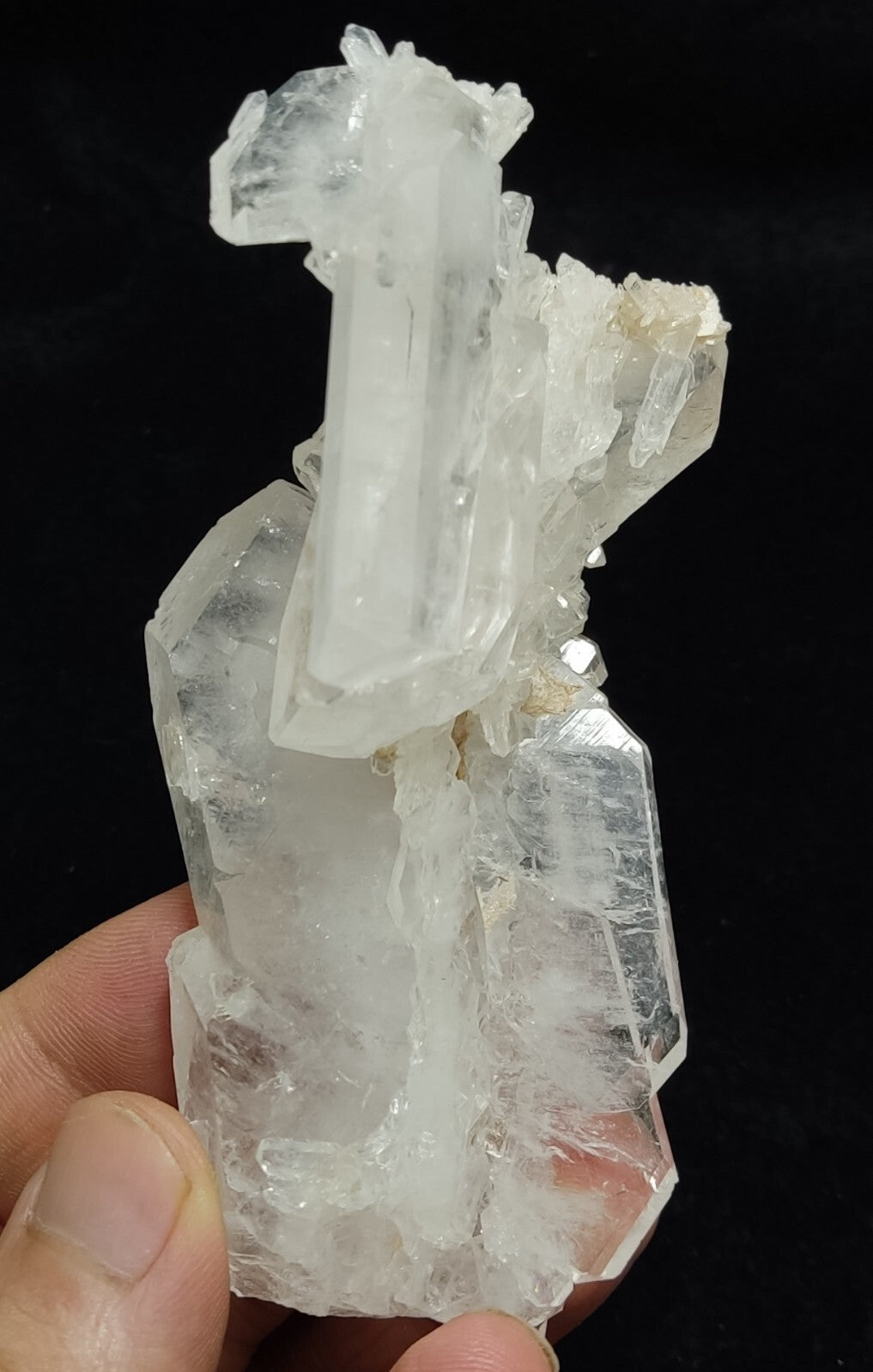 An Aesthetic terminated specimen of faden Quartz cluster 141 grams
