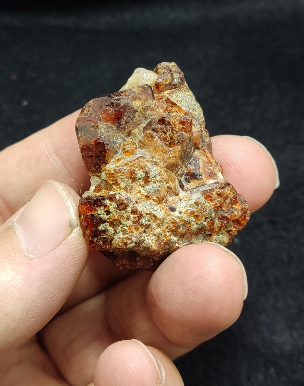 An Aesthetic specimen of zircon crytsals 32 grams