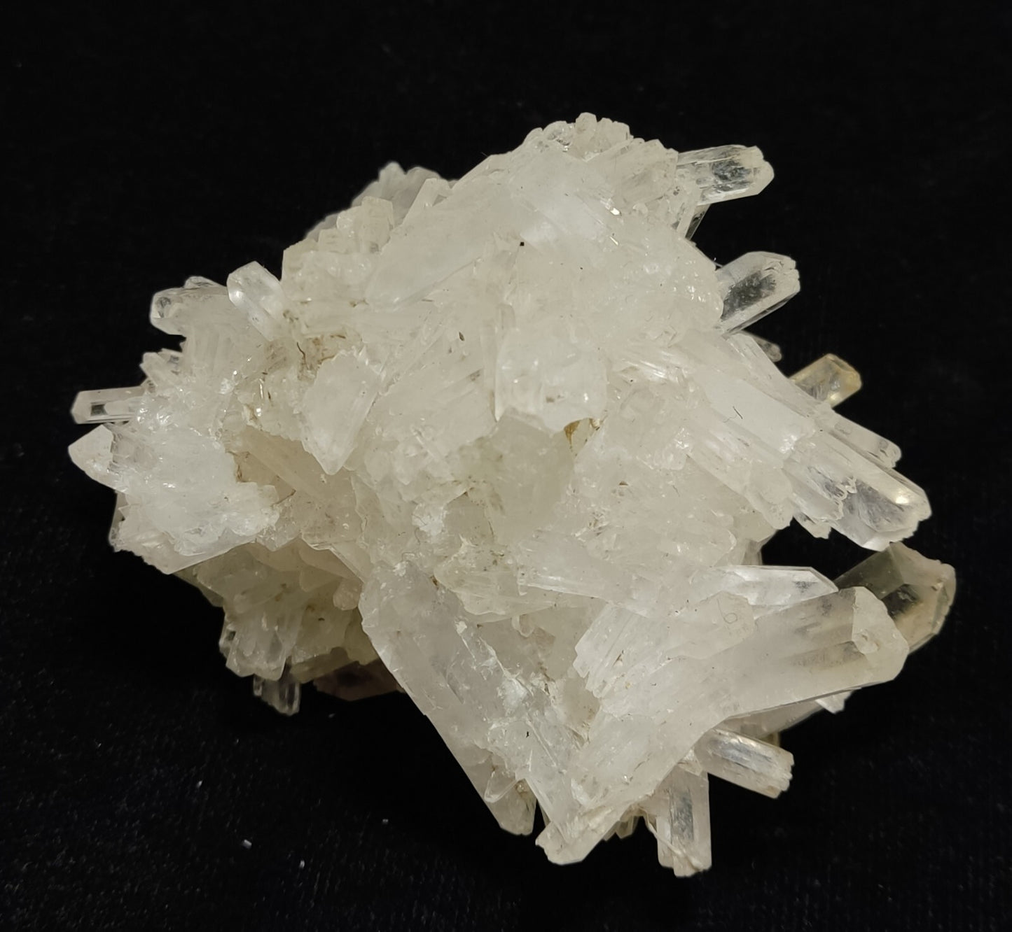 An Aesthetic terminated Quartz cluster 174 grams