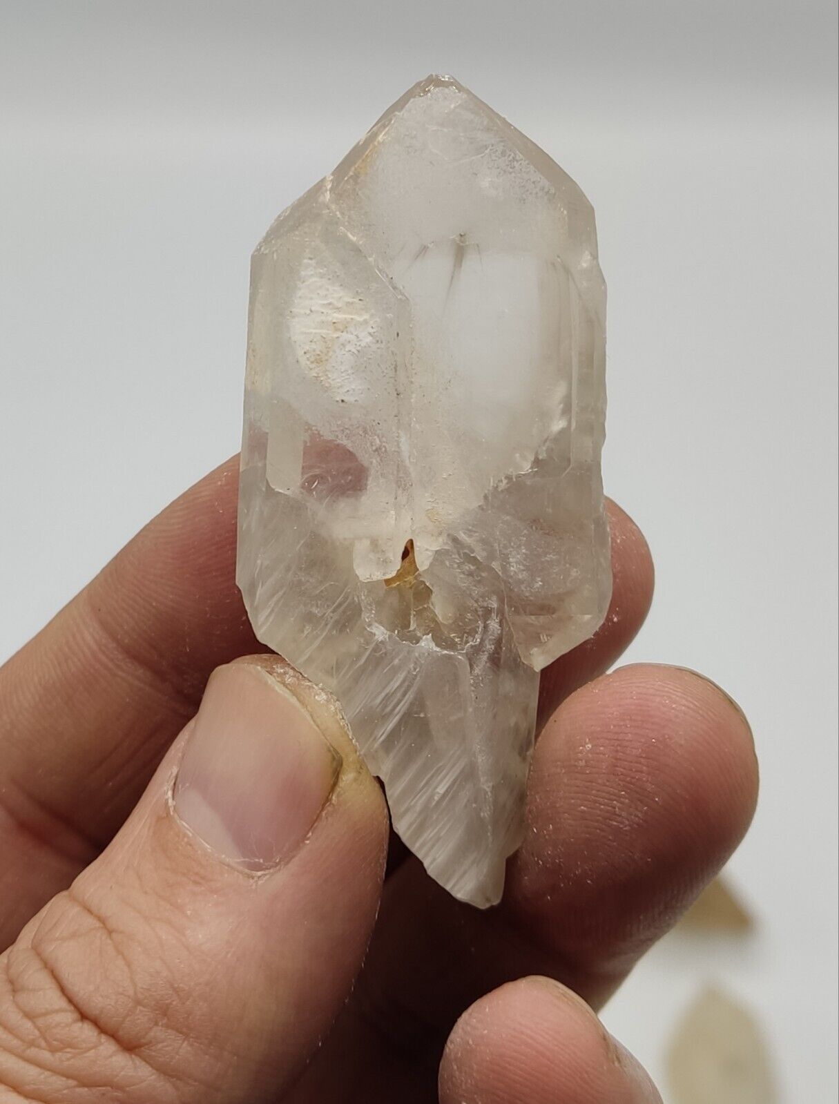 850 grams Amphibole/Chlorine Mixed quartz crystals