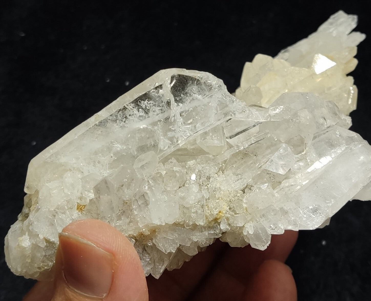 Faden Quartz Cluster 370 grams