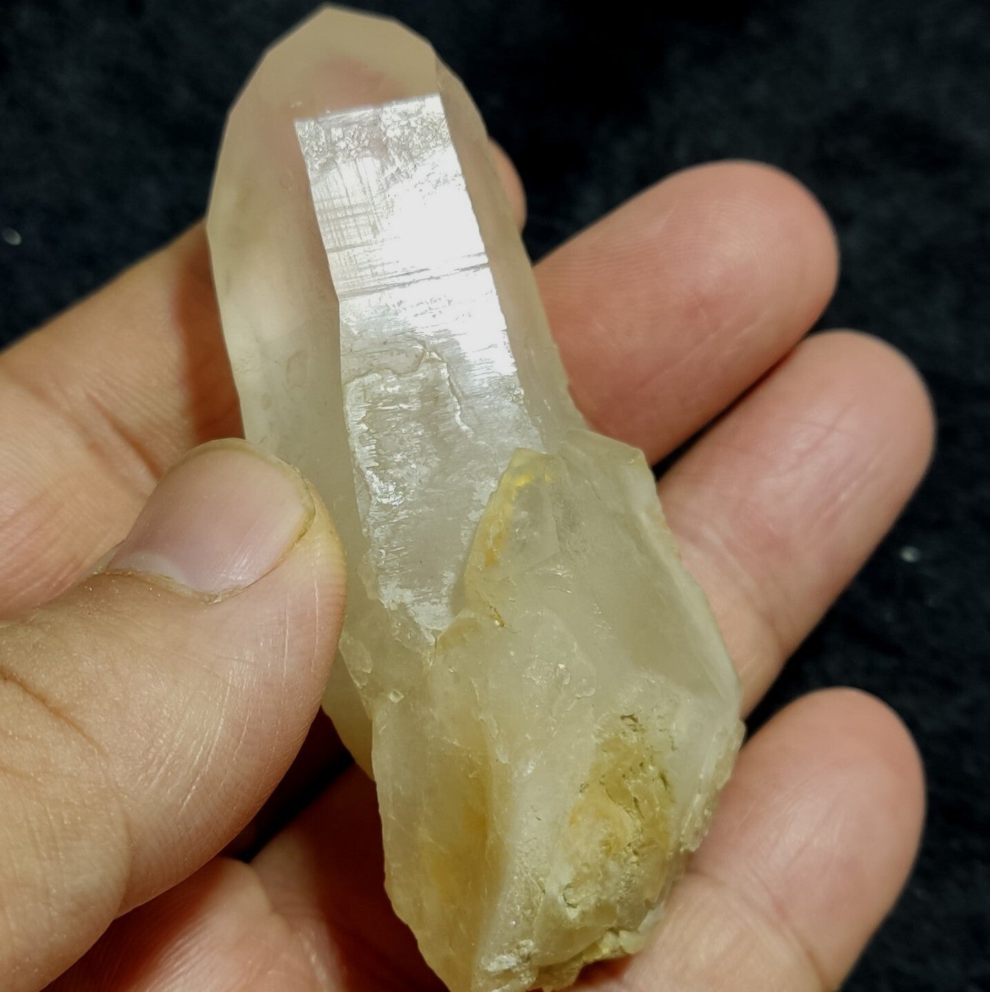 An amazing specimen of terminated amphibole included Quartz crystal 76