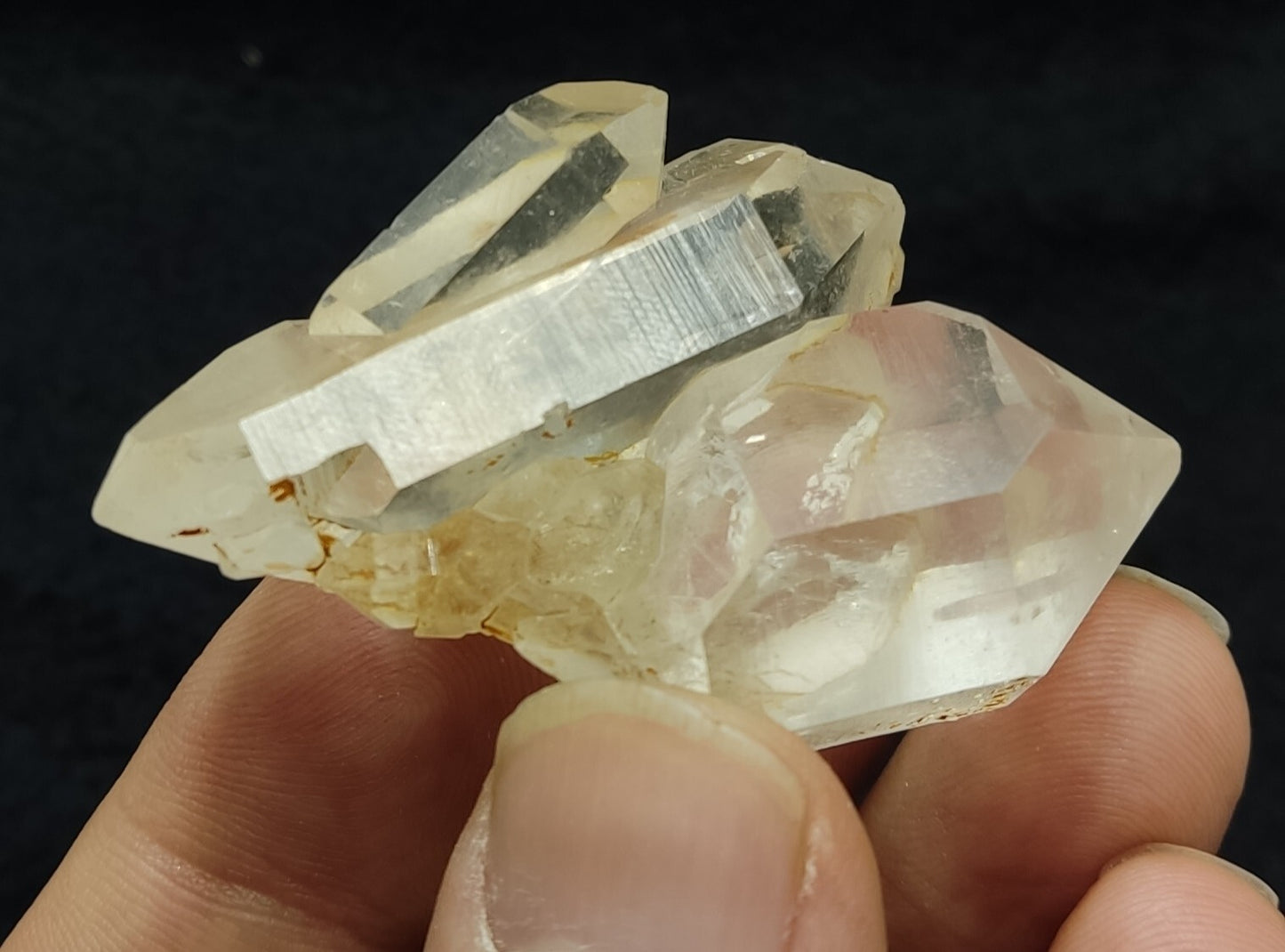 An Aesthetic Natural terminated quartz specimen 41 grams