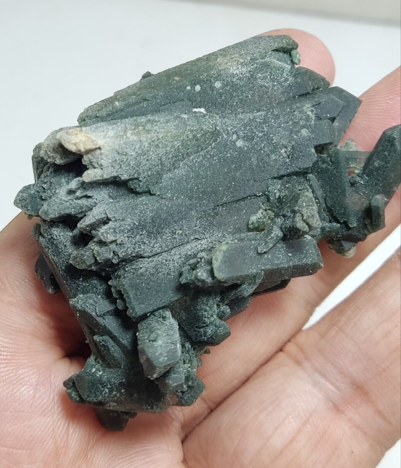 A very Aesthetic Natural beautifully terminated Chlorite Quartz cluster 48 grams